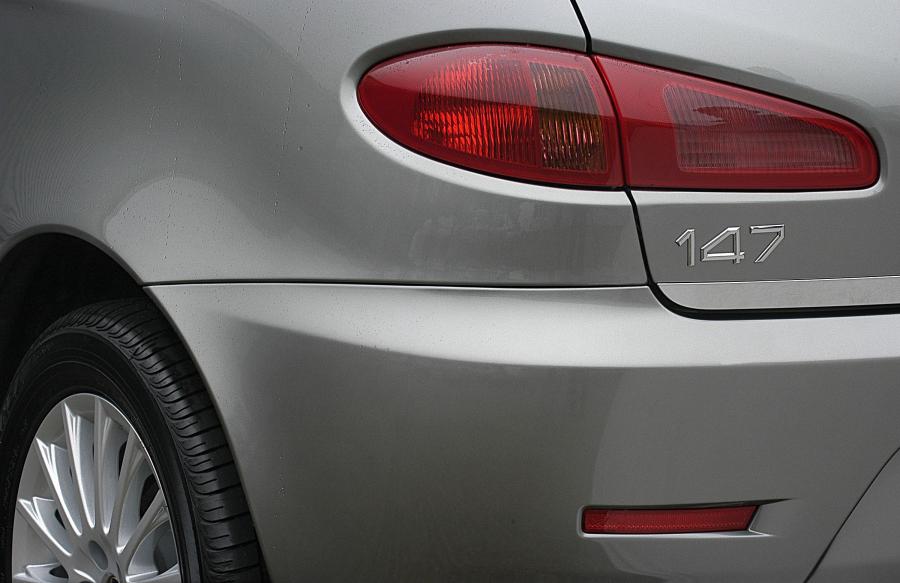 Детали экстерьера Alfa Romeo 147 3-Door (937A) 2005 года  (UK) (фото 6 из 6)